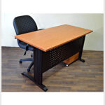 مكتب موظفين كود 7037